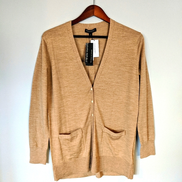 Banana Republic Sweaters - Banana Republic Cardigan NWT
